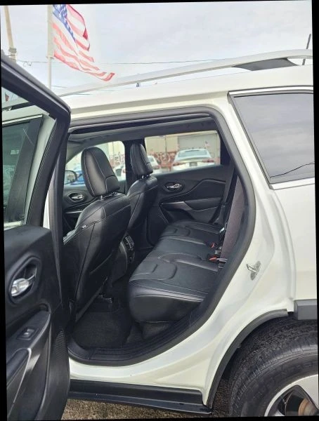 2019 Jeep KL Cherokee - Image 9 of 12