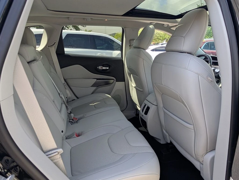 2019 Jeep KL Cherokee - Image 17 of 21