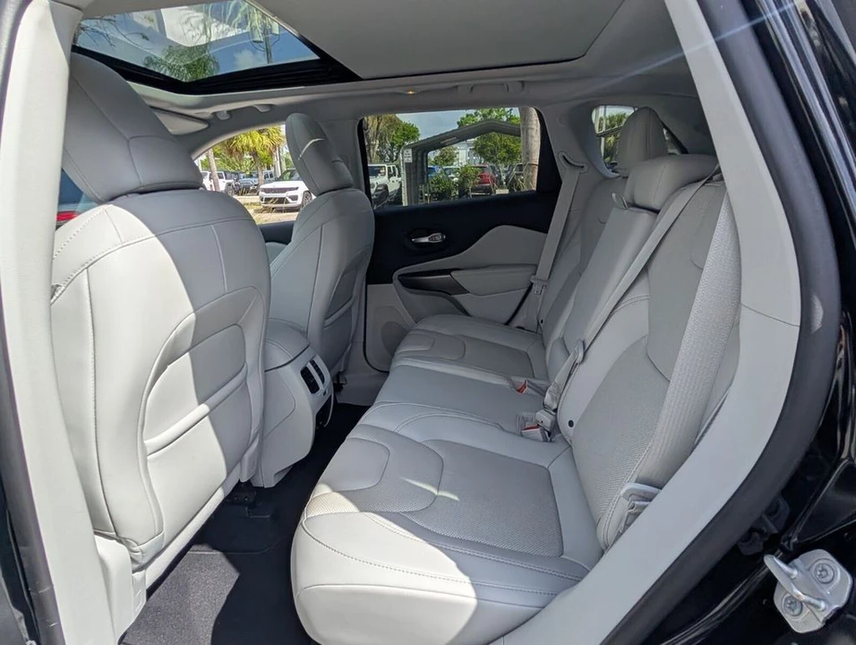 2019 Jeep KL Cherokee - Image 12 of 21
