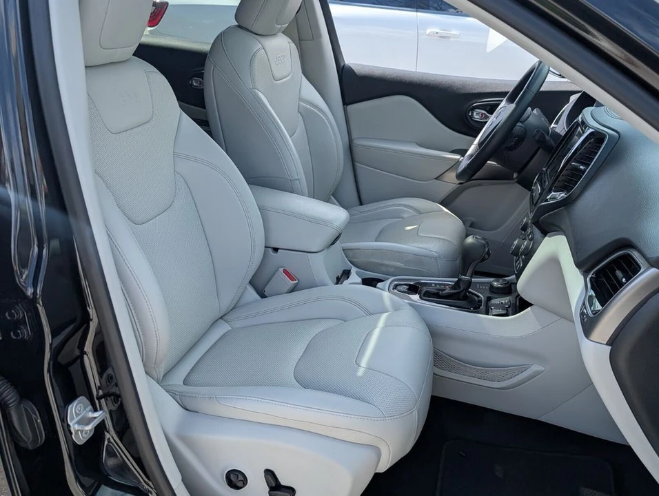 2019 Jeep KL Cherokee - Image 19 of 21