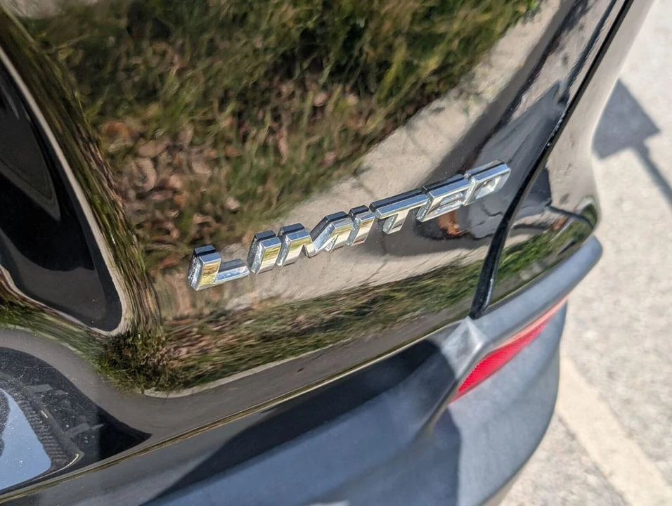 2019 Jeep KL Cherokee - Image 16 of 21