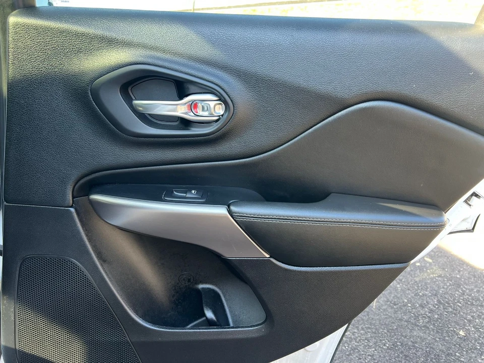 2019 Jeep KL Cherokee - Image 20 of 21