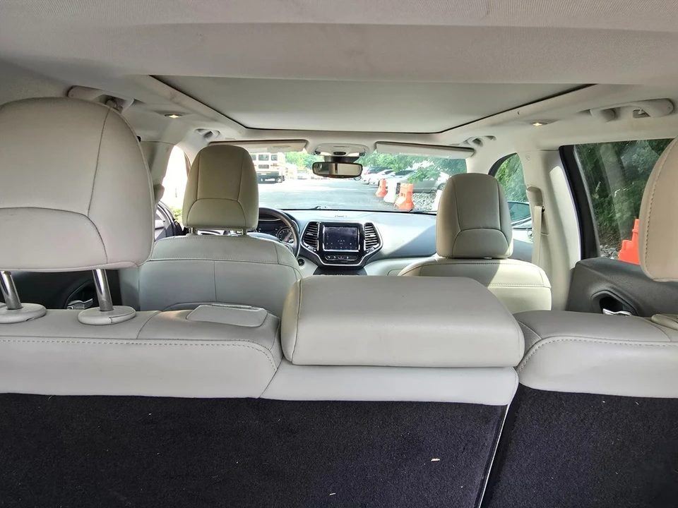 2019 Jeep KL Cherokee - Image 17 of 20