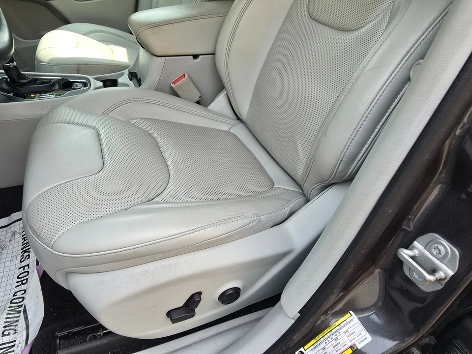 2019 Jeep KL Cherokee - Image 11 of 20
