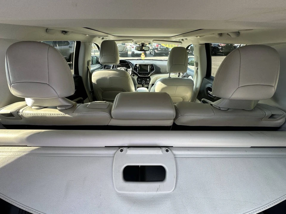 2019 Jeep KL Cherokee - Image 19 of 21