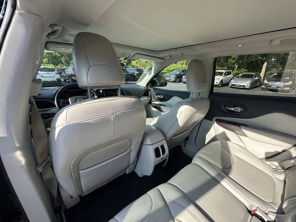 2019 Jeep KL Cherokee - Image 14 of 21