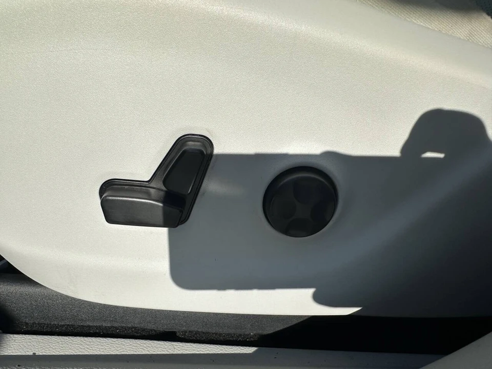 2019 Jeep KL Cherokee - Image 12 of 21