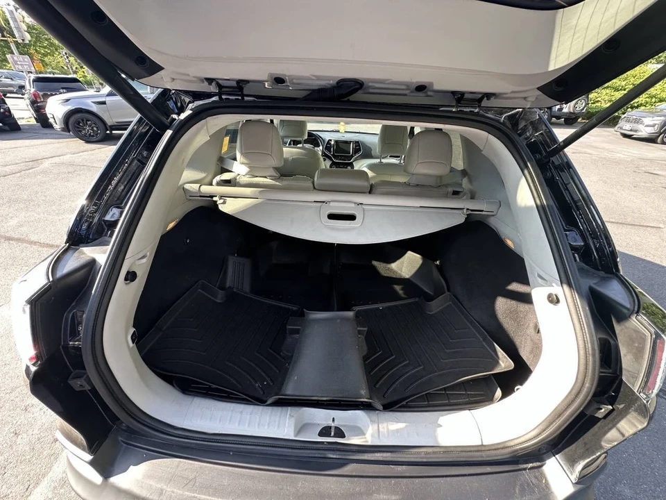 2019 Jeep KL Cherokee - Image 16 of 21