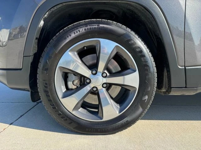 2019 Jeep KL Cherokee - Image 9 of 21
