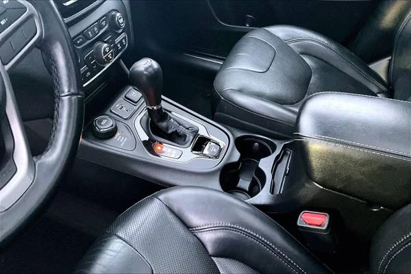 2019 Jeep KL Cherokee - Image 16 of 21