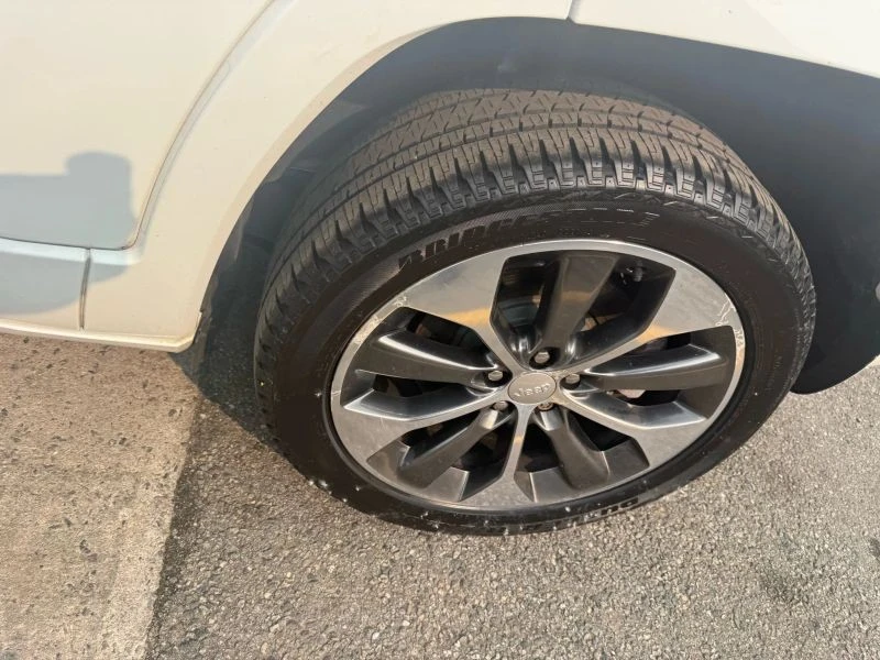 2019 Jeep KL Cherokee - Image 9 of 12
