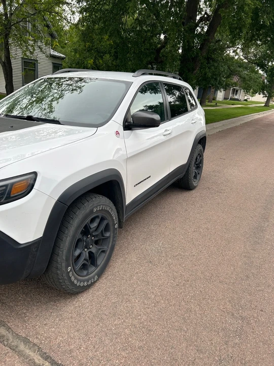 2019 Jeep KL Cherokee - Image 10 of 13