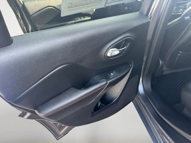 2019 Jeep KL Cherokee - Image 15 of 24