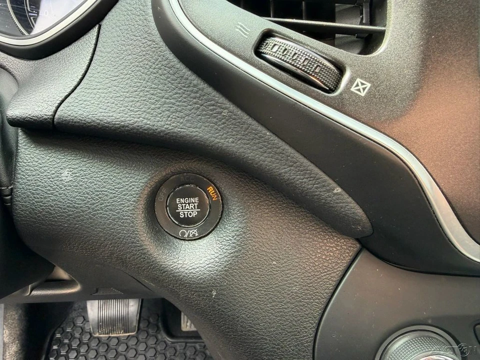 2019 Jeep KL Cherokee - Image 15 of 21