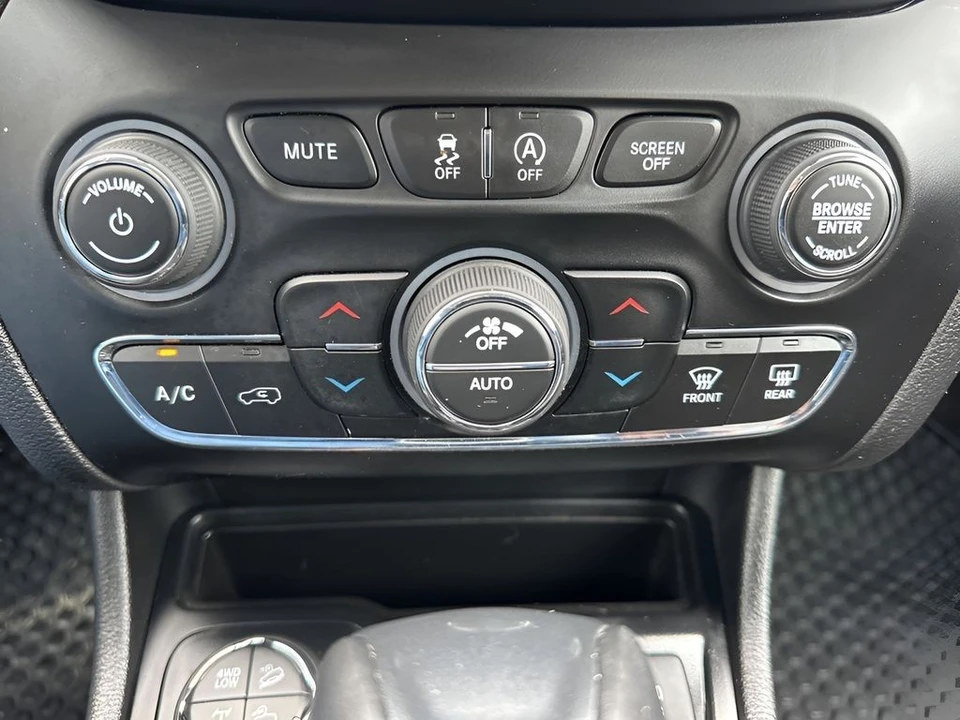 2019 Jeep KL Cherokee - Image 19 of 21