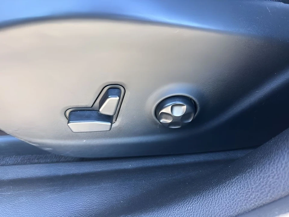 2019 Jeep KL Cherokee - Image 10 of 21
