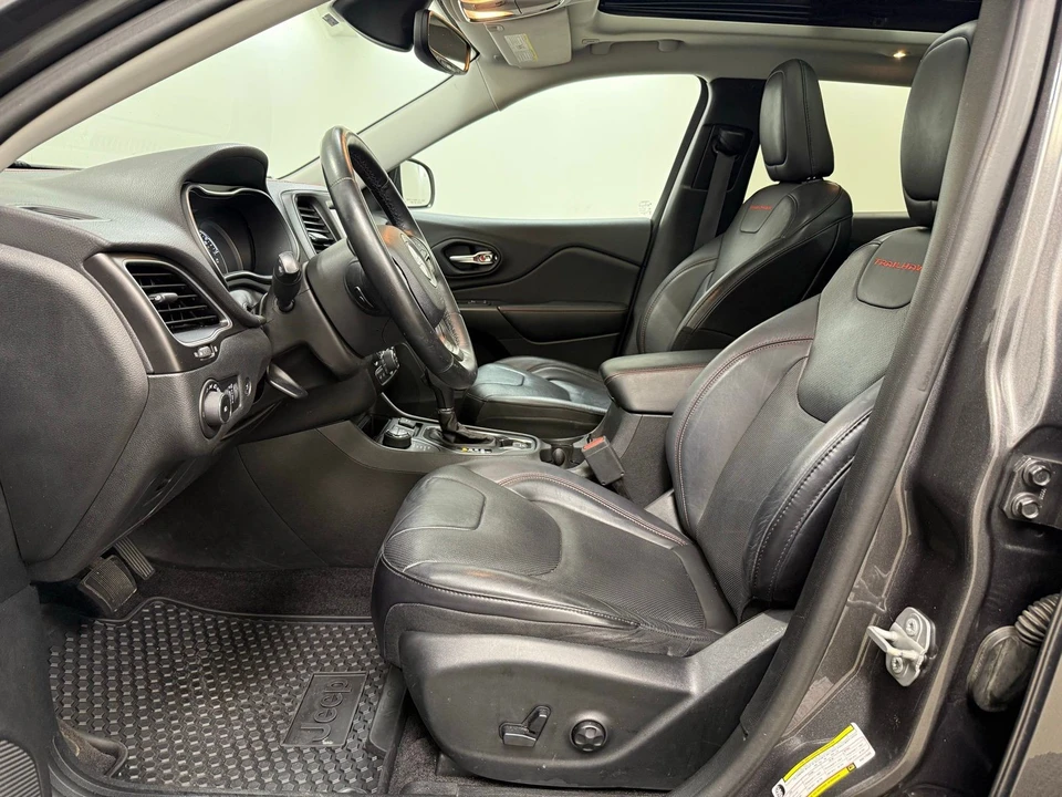 2019 Jeep KL Cherokee - Image 16 of 21