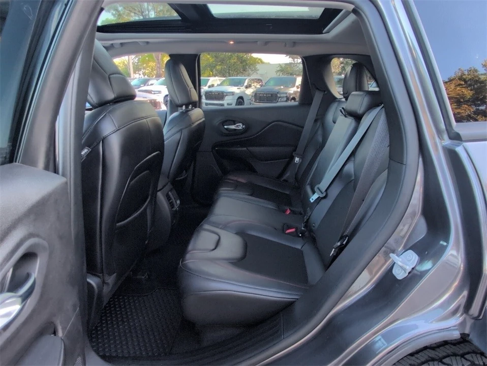 2019 Jeep KL Cherokee - Image 7 of 12