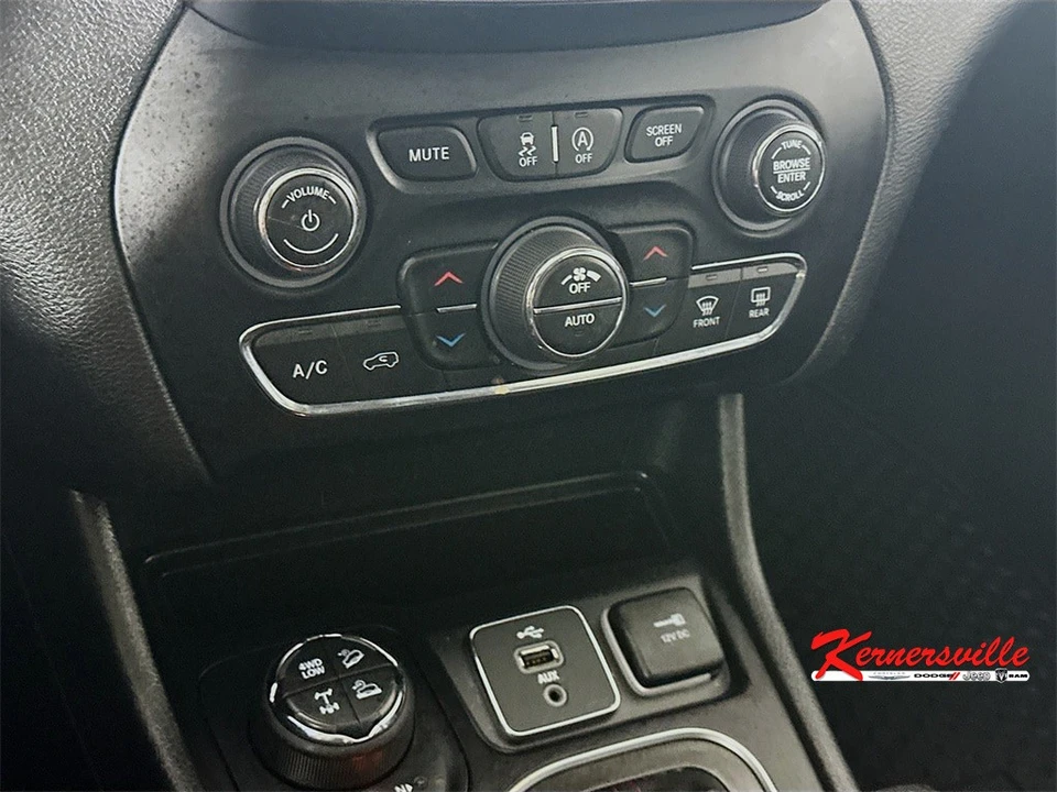 2019 Jeep KL Cherokee - Image 18 of 21