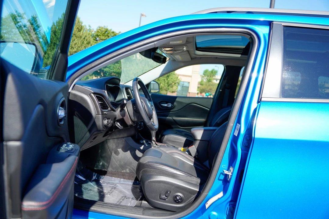 2019 Jeep KL Cherokee - Image 10 of 31