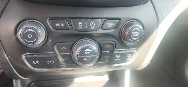 2019 Jeep KL Cherokee - Image 11 of 15
