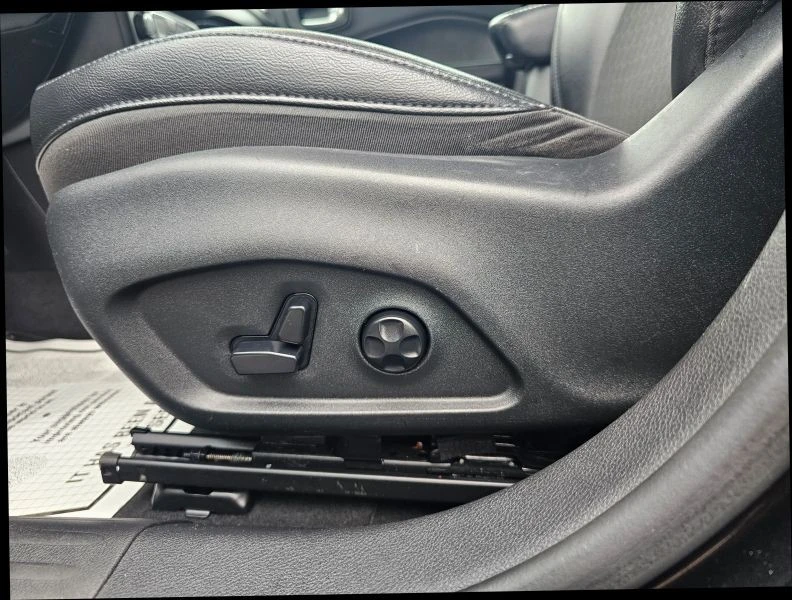 2019 Jeep Compass - Image 11 of 12
