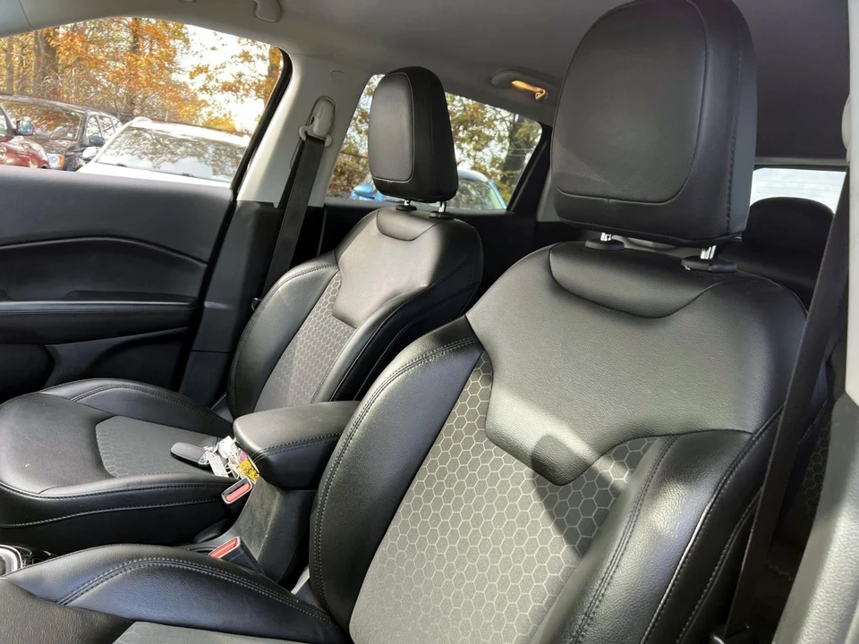 2019 Jeep Compass - Image 7 of 21