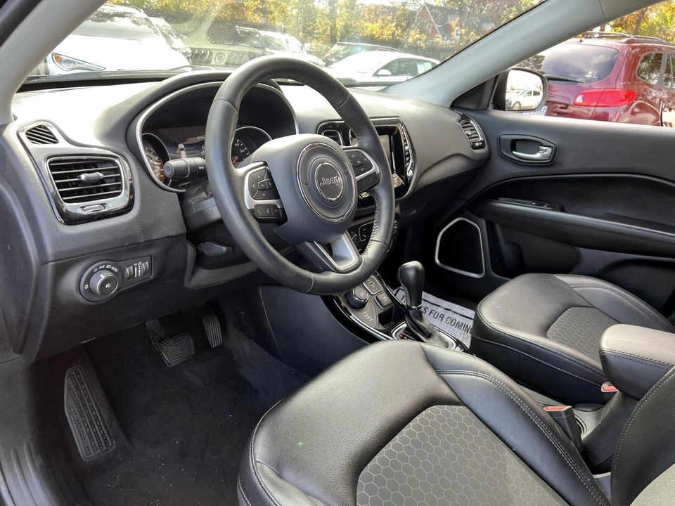 2019 Jeep Compass - Image 9 of 21