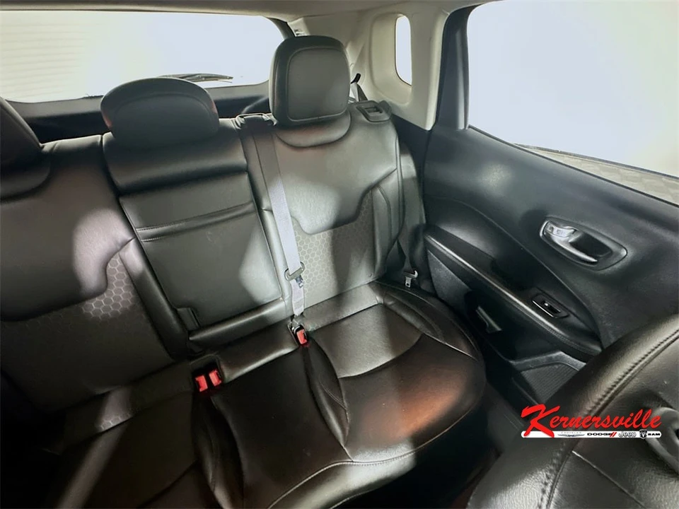 2019 Jeep Compass - Image 14 of 21