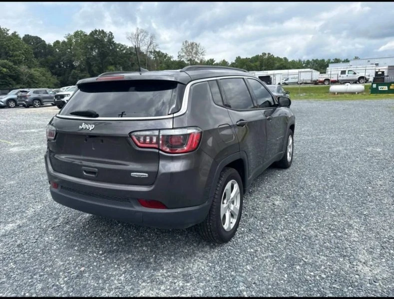 2019 Jeep Compass - Image 5 of 8
