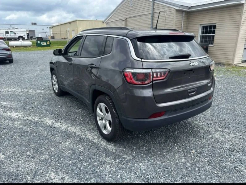 2019 Jeep Compass - Image 7 of 8