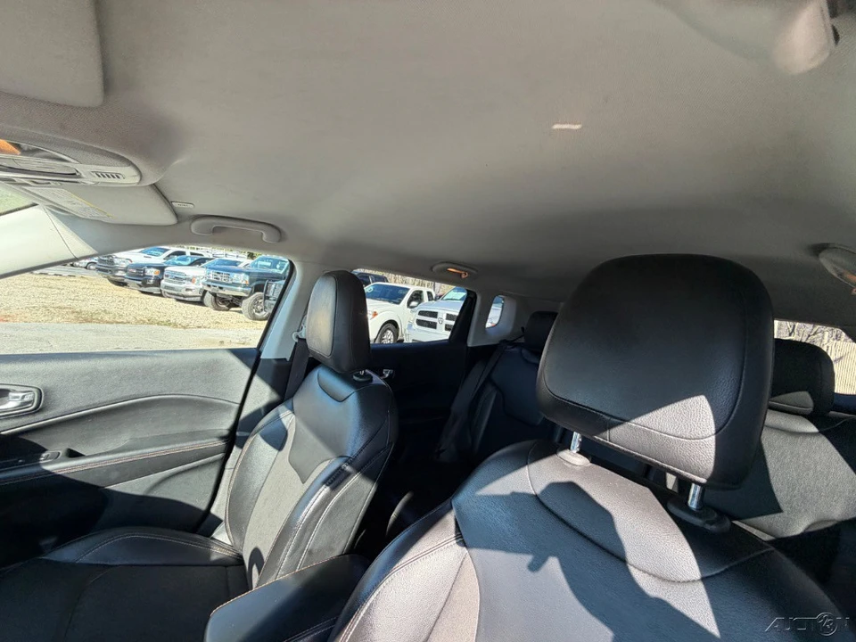 2019 Jeep Compass - Image 11 of 12