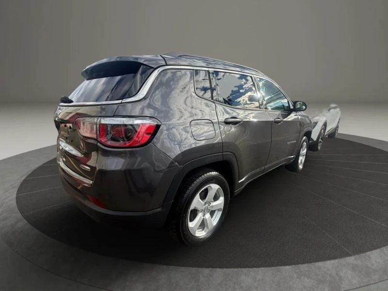 2019 Jeep Compass - Image 5 of 12