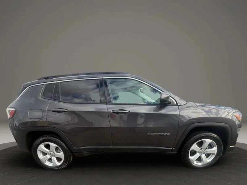 2019 Jeep Compass - Image 4 of 12