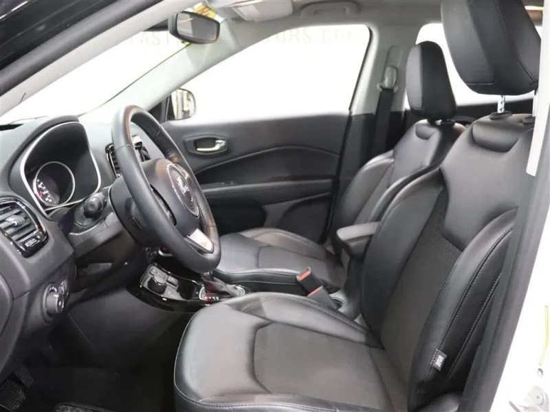 2019 Jeep Compass - Image 11 of 12