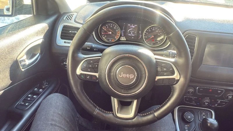 2019 Jeep Compass - Image 10 of 12