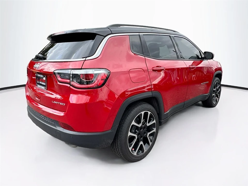 2019 Jeep Compass - Image 15 of 16