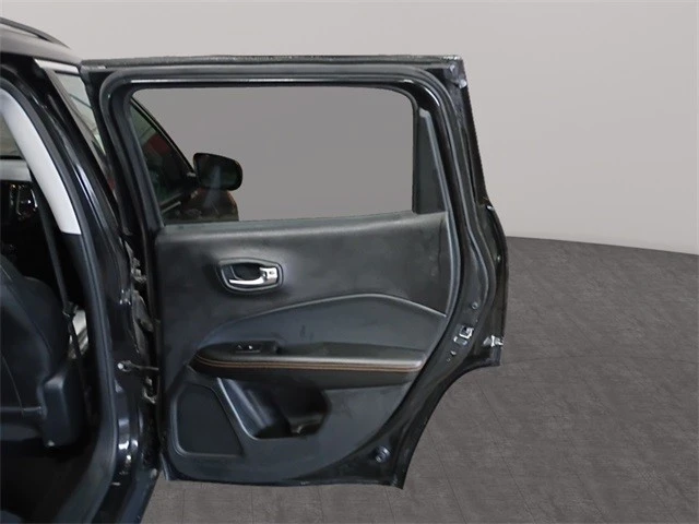 2019 Jeep Compass - Image 18 of 21