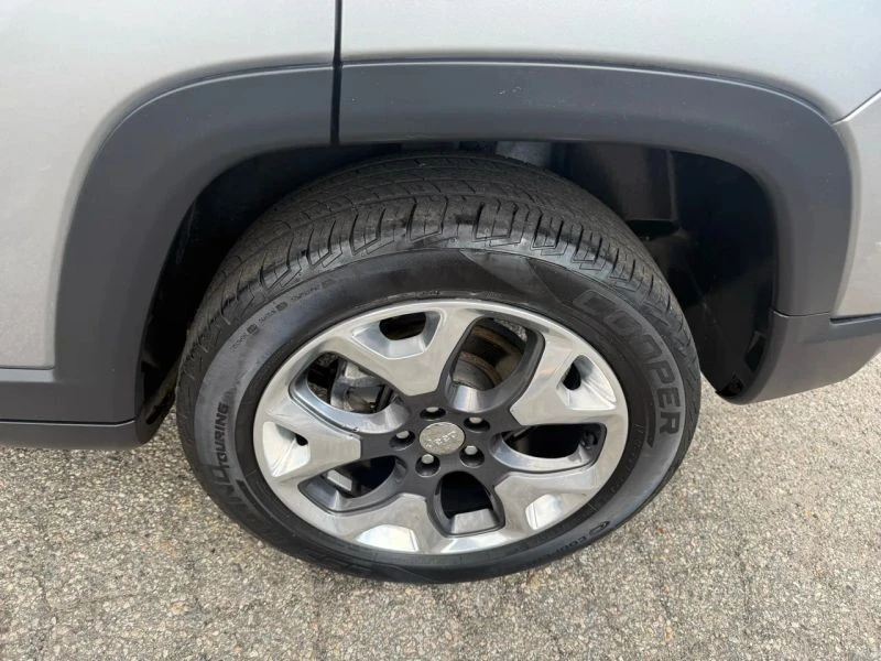 2019 Jeep Compass - Image 10 of 12