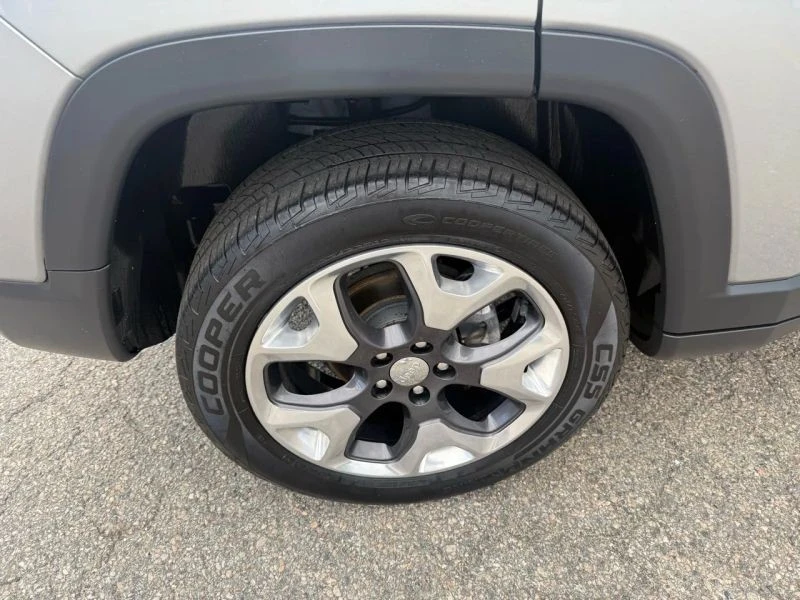 2019 Jeep Compass - Image 11 of 12