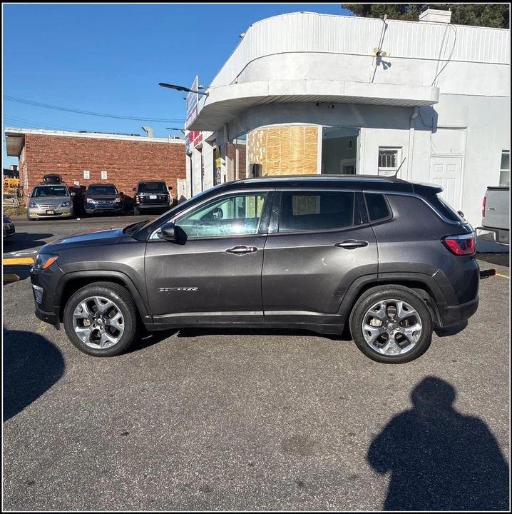 2019 Jeep Compass - Image 16 of 18