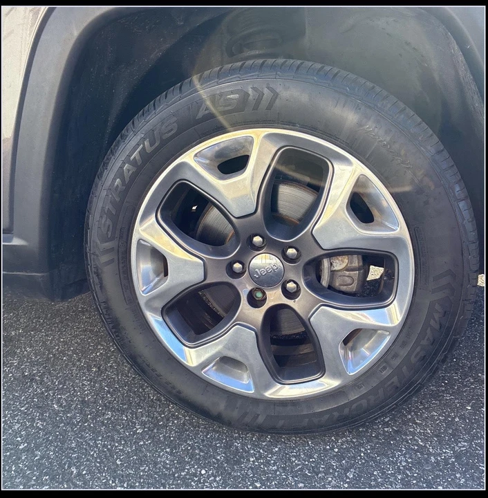 2019 Jeep Compass - Image 13 of 18