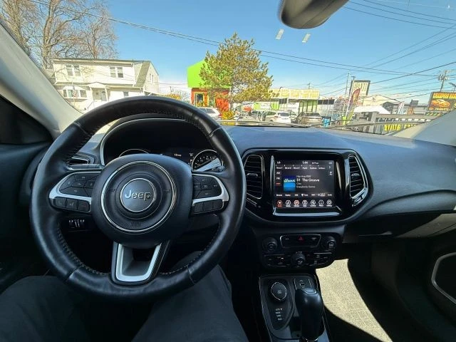 2019 Jeep Compass - Image 11 of 21