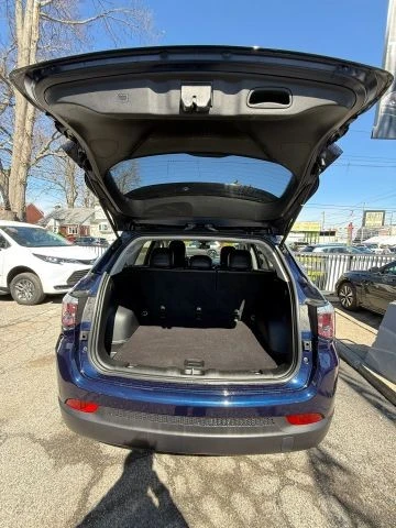 2019 Jeep Compass - Image 17 of 21