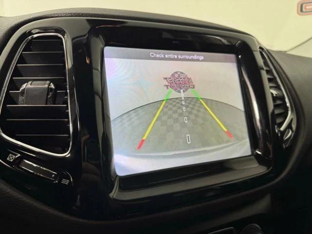2019 Jeep Compass - Image 18 of 21