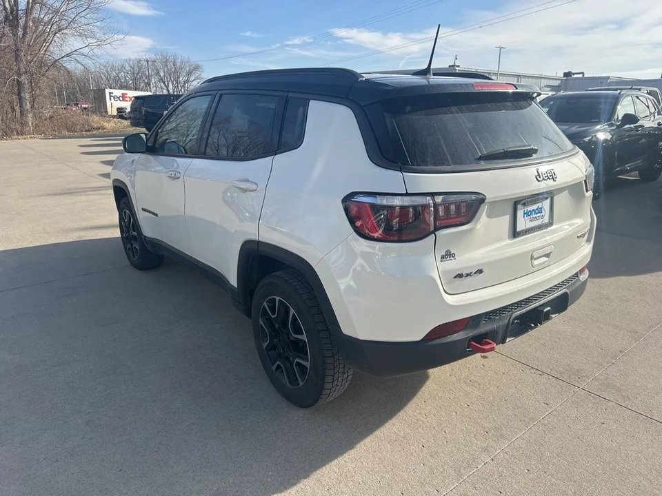 2019 Jeep Compass - Image 9 of 12