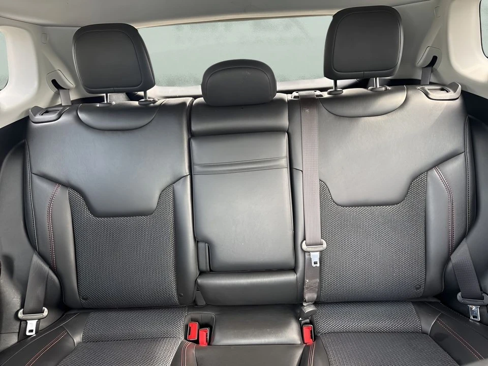2019 Jeep Compass - Image 10 of 12