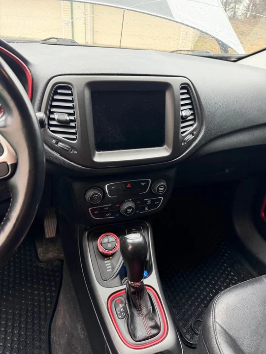 2019 Jeep Compass - Image 7 of 10