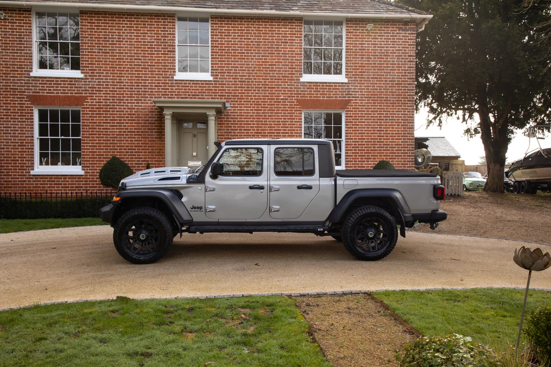 2019 Jeep JT Gladiator - Image 16 of 31
