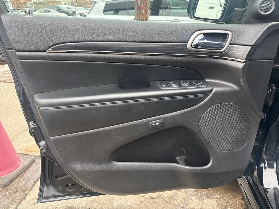 2019 Jeep KL Cherokee - Image 14 of 21